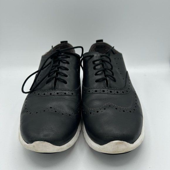 Women’s Cole Haan Black Oxford Shoes. Used and in excellent condition. - Picture 5 of 11